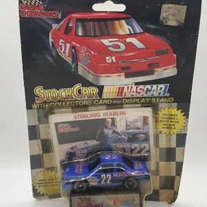 1991 NASCAR Racing Champions  Sterling Marlin #22 Maxwell House Diecast